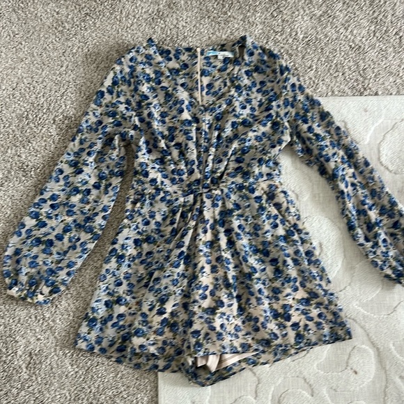CECICO Blue Floral Romper - Picture 1 of 5